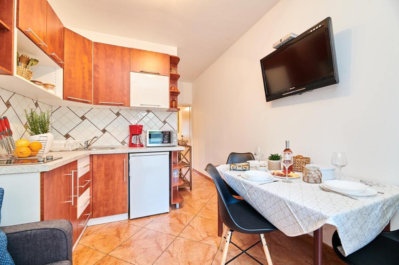 Apartments Noa Умаг Екстер'єр фото